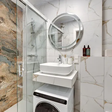Chlopska By Downtown Apartment